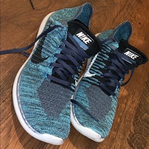 Nike 2017 free rn flyknit
